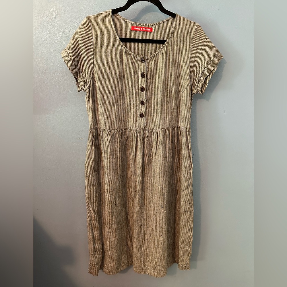 Pyne & Smith Clothiers, No. 11 Dress, M